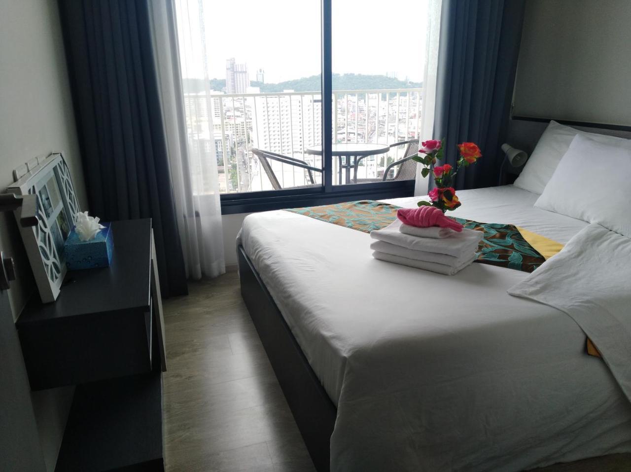 Aparthotel The​ Base​ ​Pattaya​ By Ammy Exterior foto